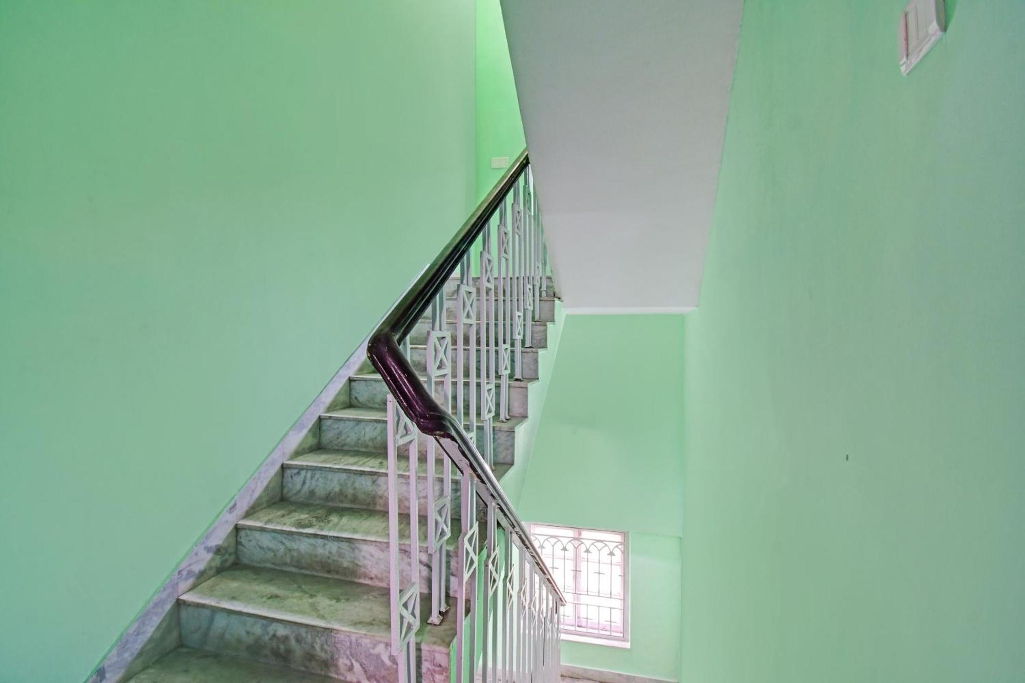 Hotel O R A Homestay Near Acropolis Mall Kalkata Exteriér fotografie