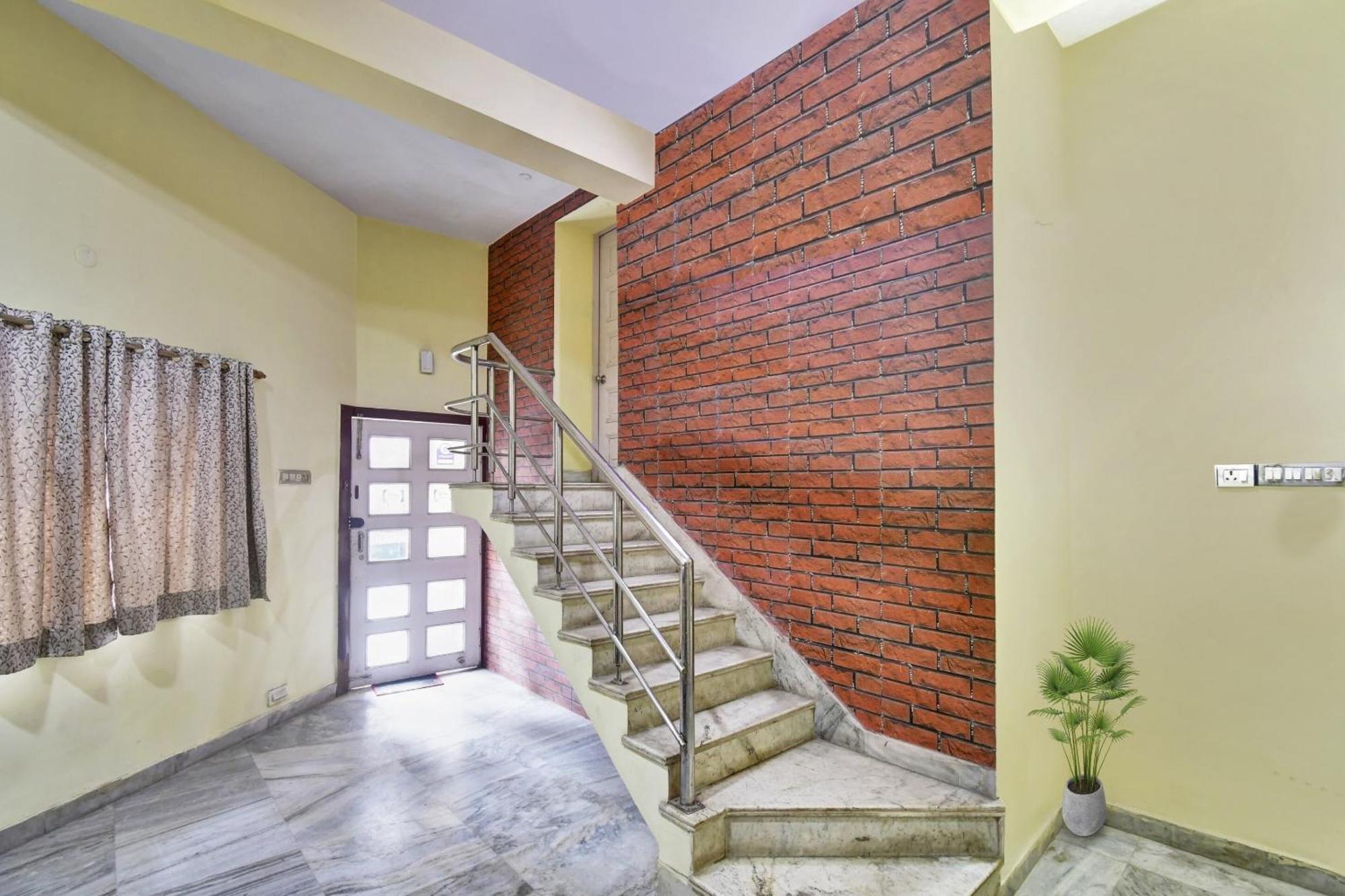 Hotel O R A Homestay Near Acropolis Mall Kalkata Exteriér fotografie